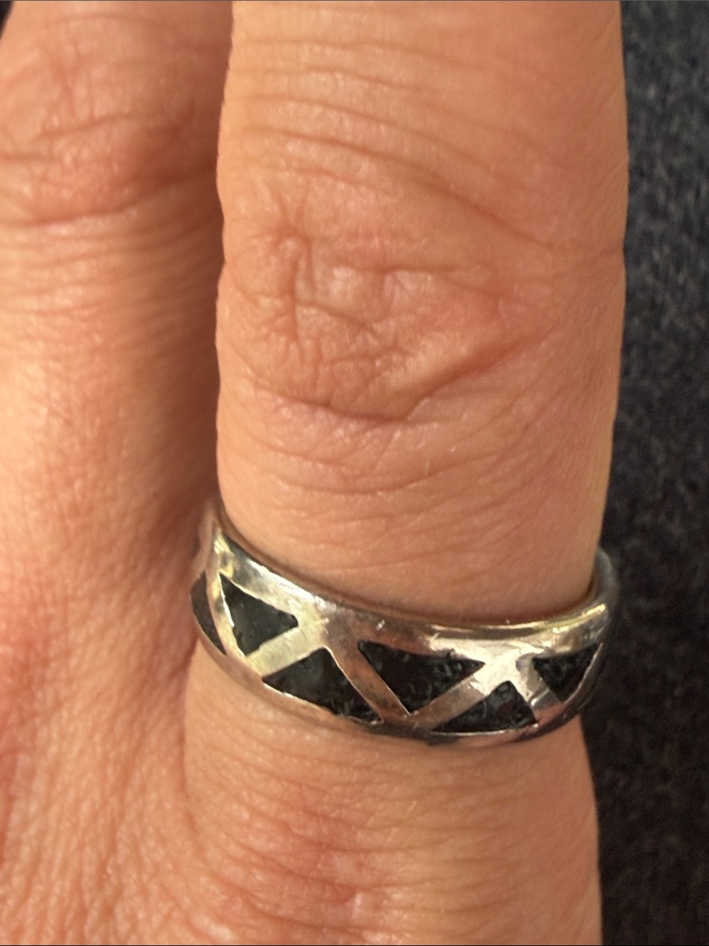 Men's Silver-Tone Geometric Inlay Ring Sz9 Black Detail